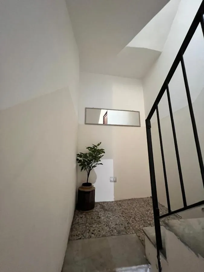 Zinbi'S House Apartment Catania
